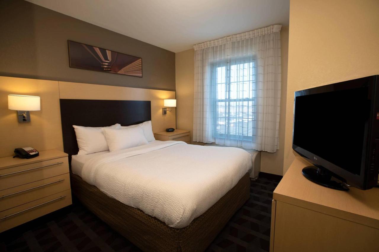 Towneplace Suites Republic Airport Long Island Farmingdale Eksteriør bilde