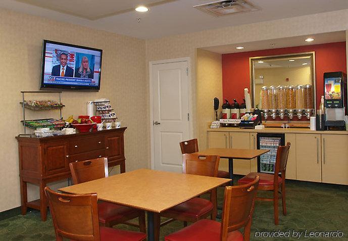 Towneplace Suites Republic Airport Long Island Farmingdale Restaurant bilde